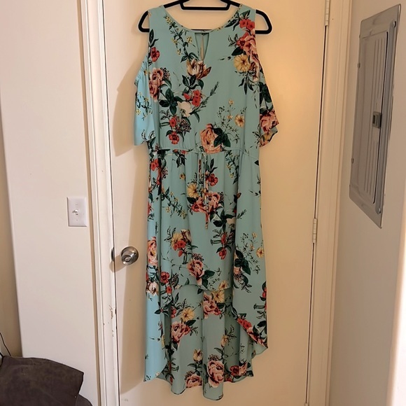 Belle Sky Hi Low floral dress - Picture 3 of 9